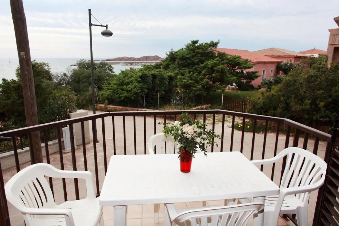 Apartment Dimore Dell'Isola Rossa